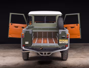1971–75 Land Rover 109 Utility [RHD] (911) '2024