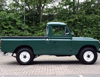 1960 Land Rover 109 Utility Pickup [RHD] (1520) '1959–60