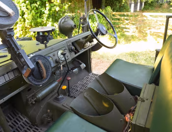 Interior Land Rover SAS series I (1706-01215) '1955