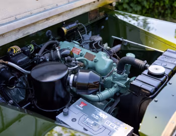 Sous la capuche 1948 Land Rover 80 Utility [UK-spec] (R86) '08.1948–02.1949