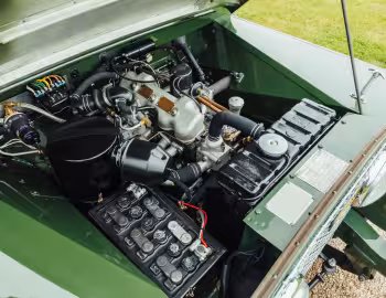 Sob o capô 1951 Land Rover 80 Utility Soft Top [LHD] (1613) '1950–51