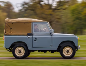 1965 Land Rover 88 Utility [UK-spec]