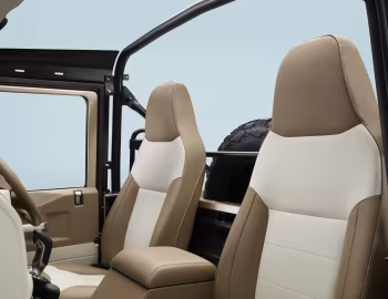Interior Land Rover Defender Works V8 Soft Top '2025–pr.