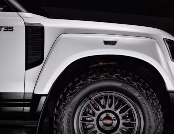 Arctic Trucks Land Rover Defender 110 AT35 '2024