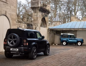 Land Rover Defender '1990–pr.