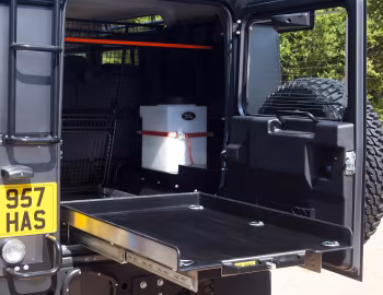 Interior Land Rover Defender 110 "Dive Centre" '2013