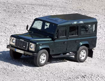 2003–06 Land Rover Defender 110 Station Wagon [LHD] '2002–06