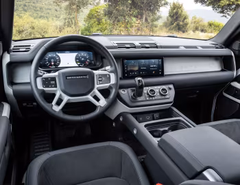 Painel frontal Land Rover Defender 110 P400e Urban Pack [UK-spec] '2020–pr.