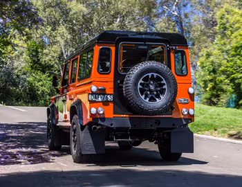 Land Rover Defender 110 "Adventure" [Australia] '2015