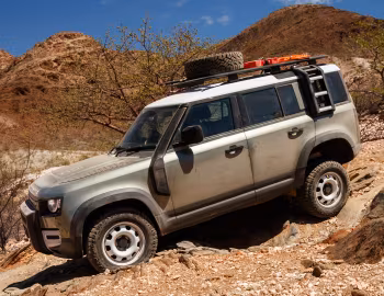 Land Rover Defender 110 D240 Explorer Pack [UK-spec] '2020–pr.