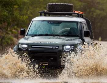Land Rover Defender 110 D240 Explorer Pack [UK-spec] '2020–pr.