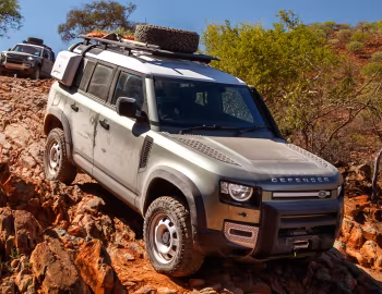 Land Rover Defender 110 D240 Explorer Pack [UK-spec] '2020–pr.