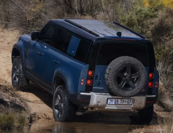 Land Rover Defender 110 D240 S Country Pack [South Africa] '2020–pr.