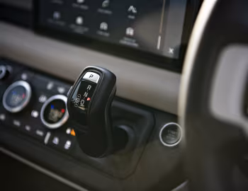 Interior Land Rover Defender 110 D240 S Country Pack [South Africa] '2020–pr.