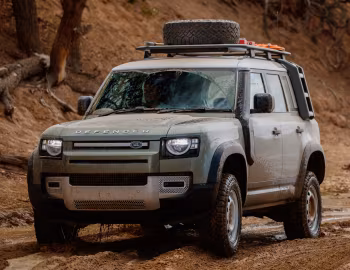 Land Rover Defender 110 D240 Urban Pack [UK-spec] '2020–pr.