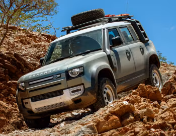 Land Rover Defender 110 D240 Urban Pack [UK-spec] '2020–pr.