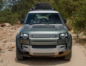 Land Rover Defender 110 D240 Urban Pack [UK-spec] '2020–pr.