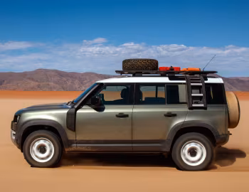 Land Rover Defender 110 D240 Urban Pack [UK-spec] '2020–pr.