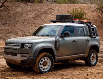 Land Rover Defender 110 D240 Urban Pack [UK-spec] '2020–pr.