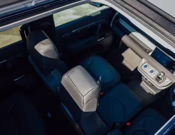 Interior Land Rover Defender 110 D250 S Country Pack [Australia] '2021–pr.
