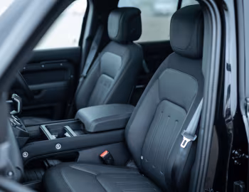 Interior Land Rover Defender 110 D300 X-Dynamic SE [Japan] '2020–pr.