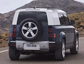 Land Rover Defender 110 Hard Top [UK-spec] '2020–pr.