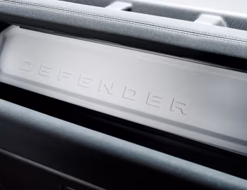 Interior Land Rover Defender 110 P400 HSE [South Africa] '2020–pr.