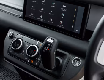 Interior Land Rover Defender 110 P400 HSE [South Africa] '2020–pr.