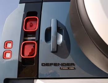 Land Rover Defender 110 P400 HSE [South Africa] '2020–pr.