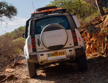 Land Rover Defender 110 P400 S Explorer Pack [UK-spec] '2020–pr.
