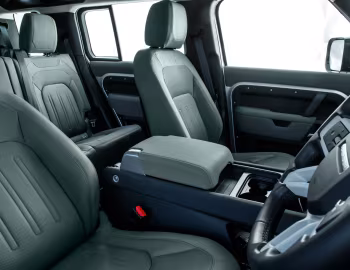 Interior Land Rover Defender 110 P400 S Urban Pack [UK-spec] '2020–pr.