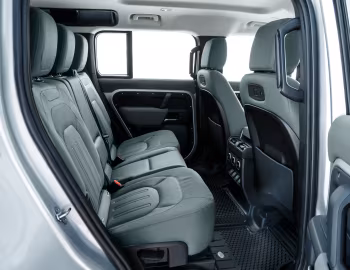 Interior Land Rover Defender 110 P400 S Urban Pack [UK-spec] '2020–pr.