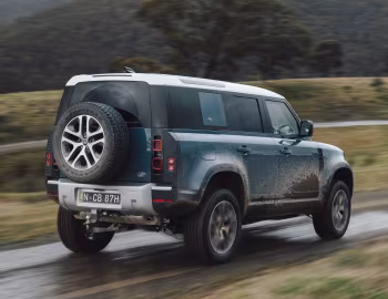 Land Rover Defender 110 P400 SE [Australia] '2020–pr.