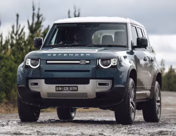 Land Rover Defender 110 P400 SE [Australia] '2020–pr.