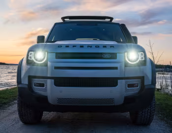 2020–pr. Land Rover Defender 110 P400 SE Urban Pack [North America] '2020–pr.