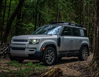 2020–pr. Land Rover Defender 110 P400 SE Urban Pack [North America] '2020–pr.