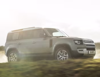 Land Rover Defender 110 P400e Urban Pack [UK-spec] '2020–pr.