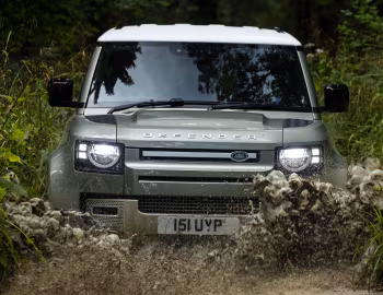 Land Rover Defender 110 P400e Urban Pack [UK-spec] '2020–pr.