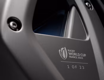 Land Rover Defender 110 "Rugby World Cup 2023 Limited Edition" [France] '2024