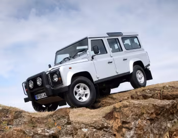 Land Rover Defender 110 Silver Limited Edition [UK-spec] '2005