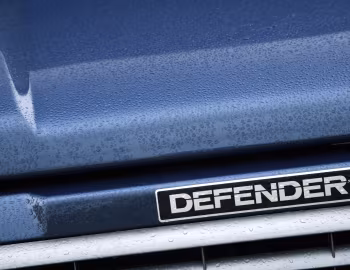 2003–06 Land Rover Defender 110 Station Wagon [UK-spec] '2002–06