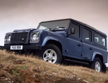 2003–06 Land Rover Defender 110 Station Wagon [UK-spec] '2002–06