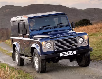 Land Rover Defender 110 Utility Wagon [UK-spec] '2009–16