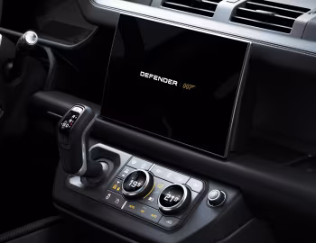 Interior Land Rover Defender 110 V8 "Bond Edition" [Worldwide] '2021–pr.