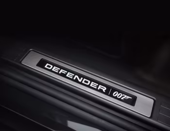 Interior Land Rover Defender 110 V8 "Bond Edition" [Worldwide] '2021–pr.