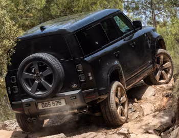 Land Rover Defender 110 V8 "Carpathian Edition" [UK-spec] '2021–pr.