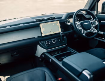 Painel frontal Land Rover Defender 130 D300 [Japan] '2023–pr.