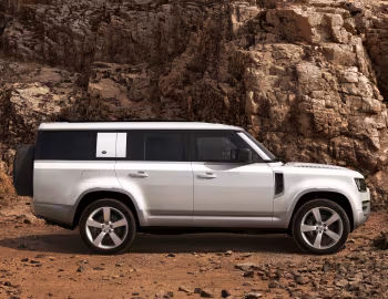 Land Rover Defender 130 "First Edition" [Worldwide] '2022