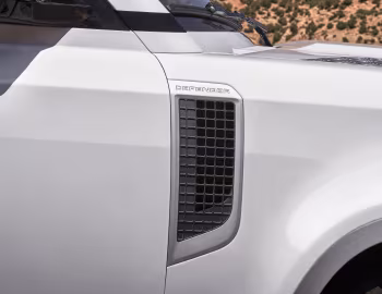 Land Rover Defender 130 "First Edition" [Worldwide] '2022