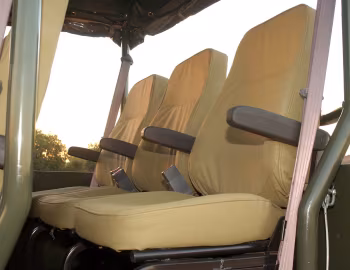Interior Land Rover Defender 130 Game Viewer